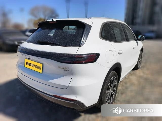 Geely Galaxy Galaxy Starship 7 EM-i 2026 Белый из Китая