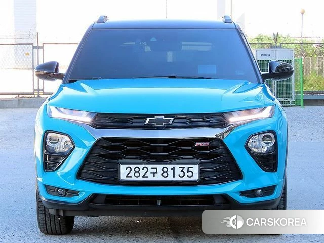 Chevrolet (GM Daewoo) Trailblazer 2020 Небесно-голубой из Кореи