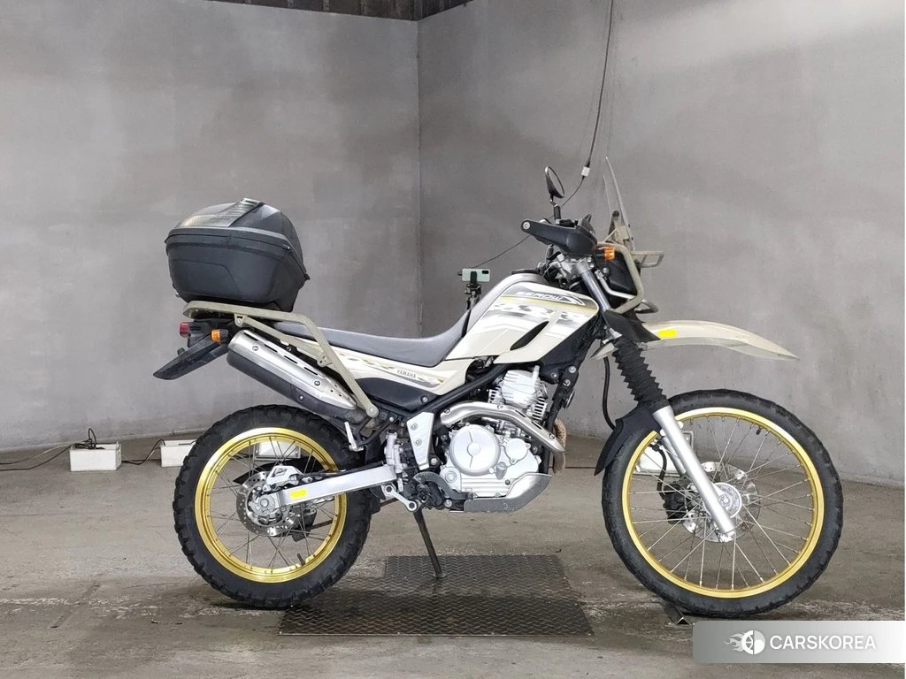 Проданный Yamaha SEROW 250 2014 из Японии