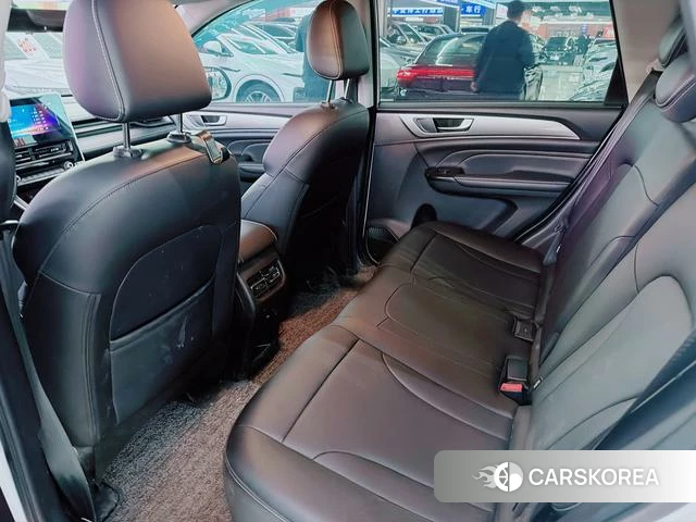 Haval M6 2022 Белый из Китая