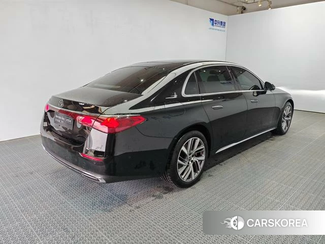Mercedes-Benz E-class 2024 Черный из Китая