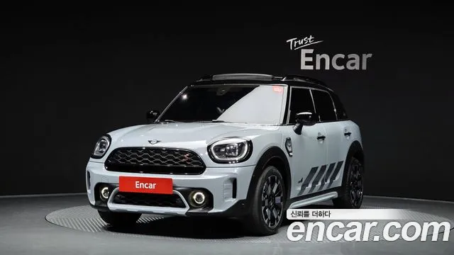 Mini Cooper S Countryman 2023 Серебристо-серый из Кореи