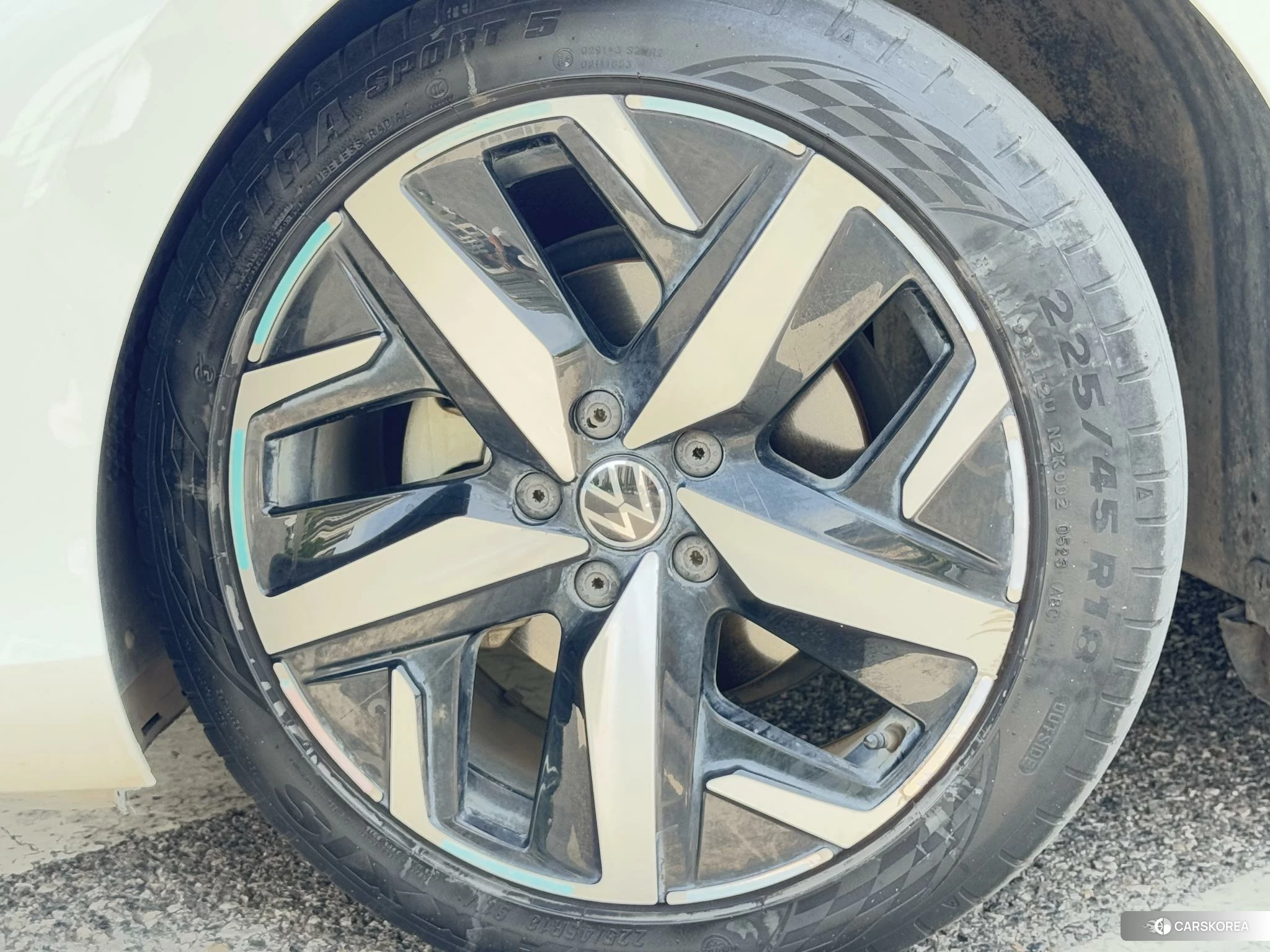 Volkswagen Lingdu 2023 Белый из Китая