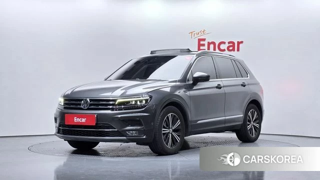 Volkswagen Tiguan second Generation 2020 Серый из Кореи
