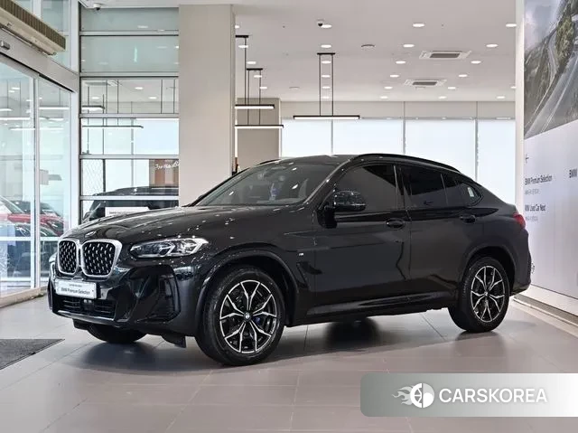 BMW X4 (G02) 2024 Черный из Кореи