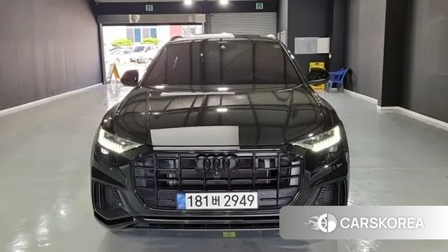 Audi Q8 (4M) 2022 Черный из Кореи