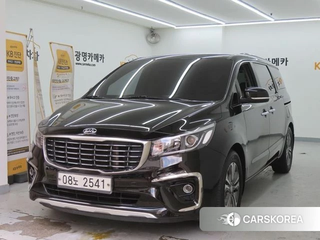 Kia The New Carnival 2019 Черный из Кореи