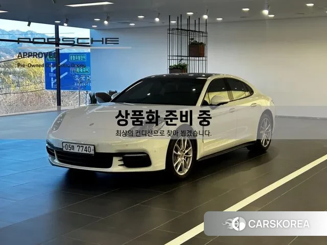 Porsche Panamera (971) 2018 Белый из Кореи