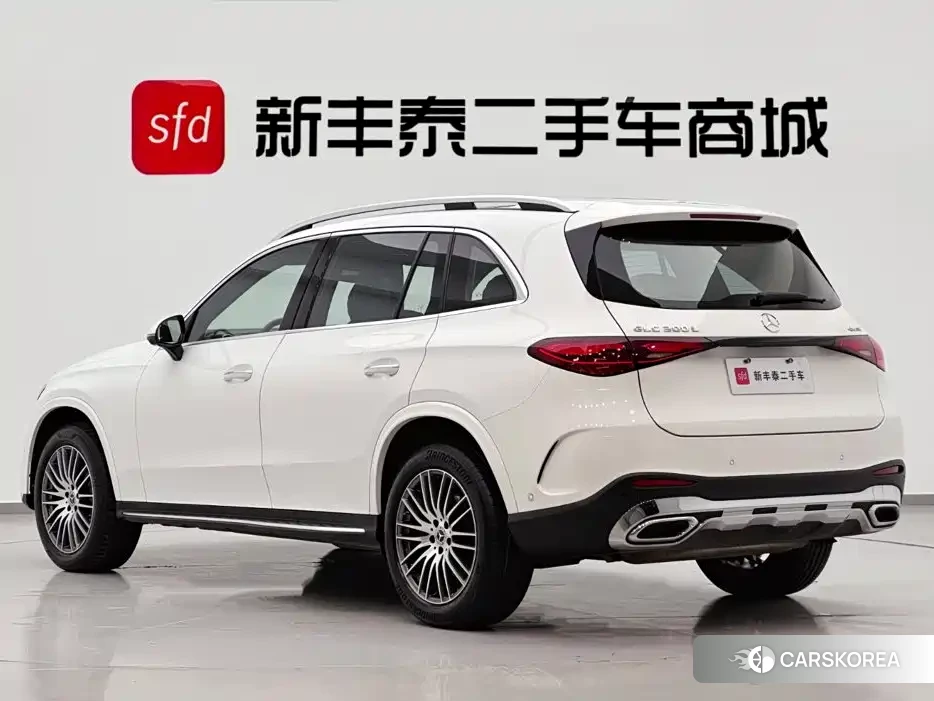 Mercedes-Benz GLC 2023 Белый из Китая
