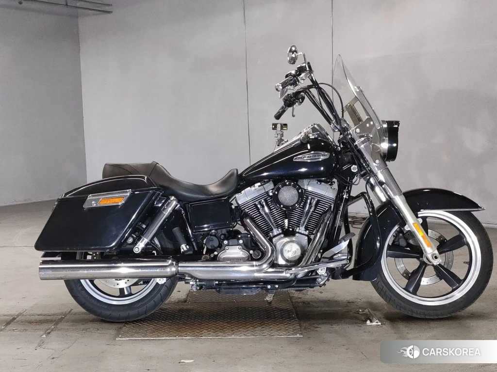 Проданный Harley-Davidson DYNA SWITCHBACK FLD1580 2012 из Японии