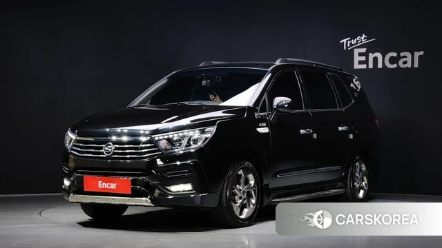 Ssangyong Korando Turismo 2018 Черный из Кореи