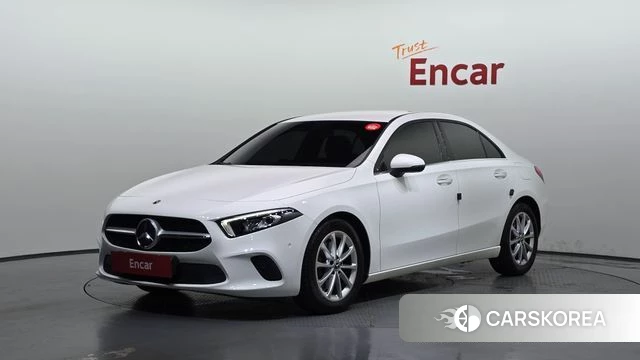 Mercedes-Benz A-Class W177 2020 Белый из Кореи
