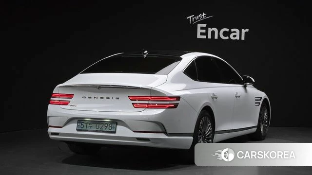 Genesis Electrified G80 (RG3) 2022 Белый из Кореи