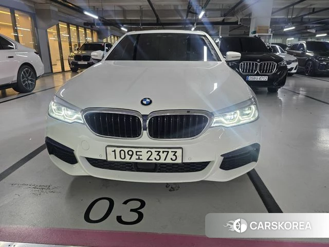 BMW 5 Series (G30) 2020 Белый из Кореи