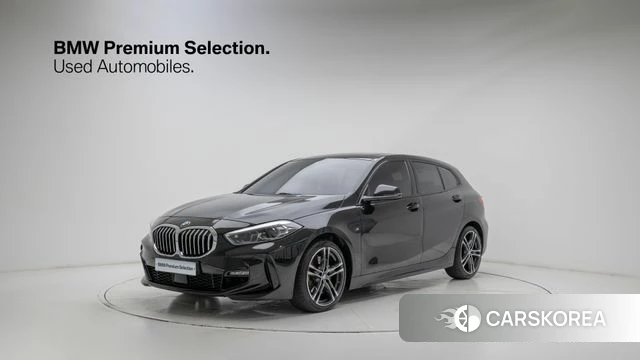 BMW 1 Series (F40) 2023 Черный из Кореи