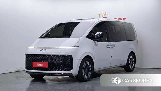 Hyundai Staria 2022 Белый из Кореи