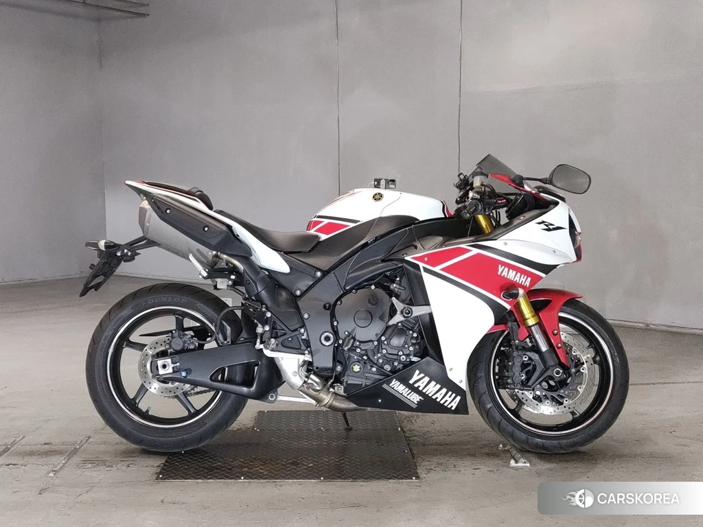 Проданный Yamaha YZF-R1 id 4171905 из Японии