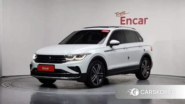 Volkswagen Tiguan second Generation 2023 Белый из Кореи