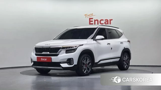 Kia Seltos 2022 Белый из Кореи