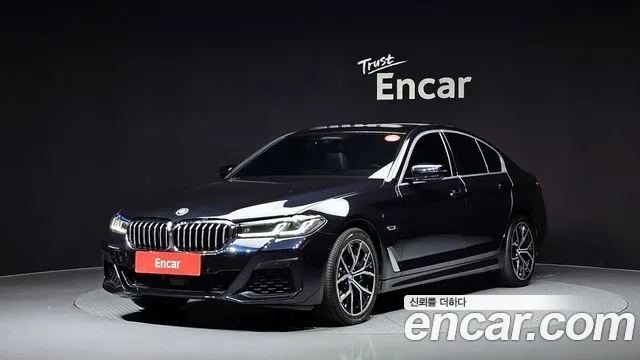 BMW 5 Series (G30) 2022 Черный из Кореи