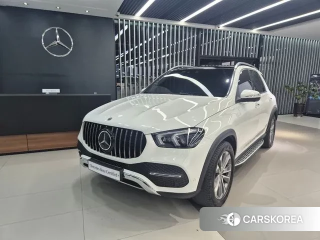 Mercedes-Benz GLE-Class W167 2023 Белый из Кореи