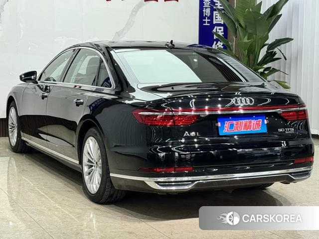 Audi A8 2021 Черный из Китая