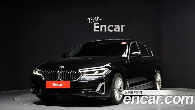 BMW 5 Series (G30) 2022 Черный из Кореи