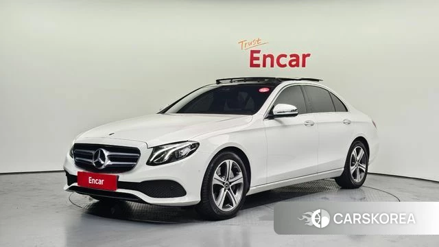 Mercedes-Benz E-Class W213 2019 Белый из Кореи