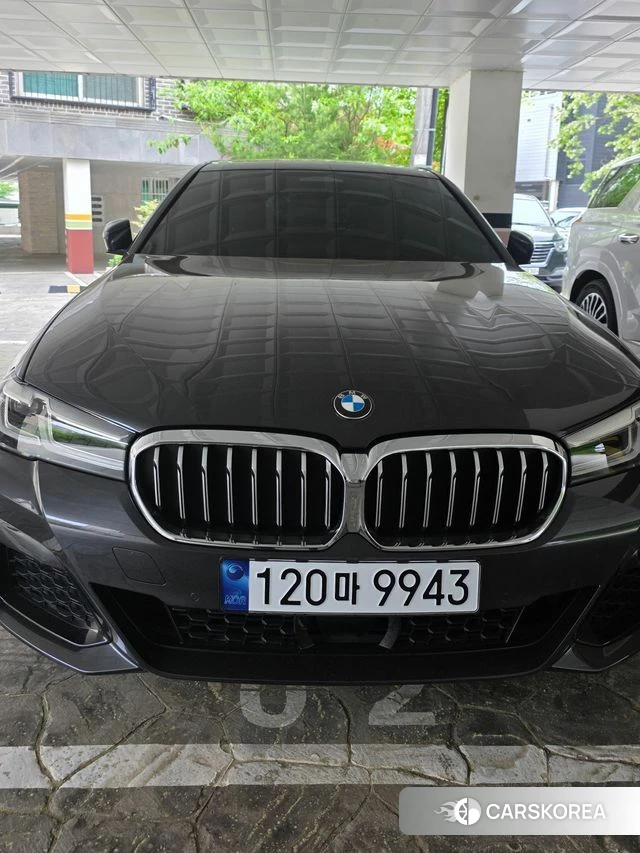 BMW 5 Series (G30) 2022 Серый из Кореи
