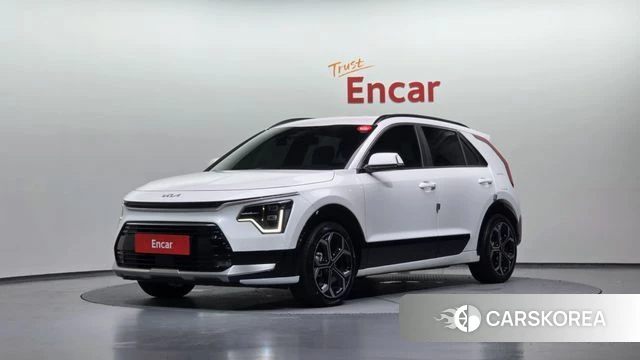 Kia Di Ol Nu Niro 2022 Белый из Кореи