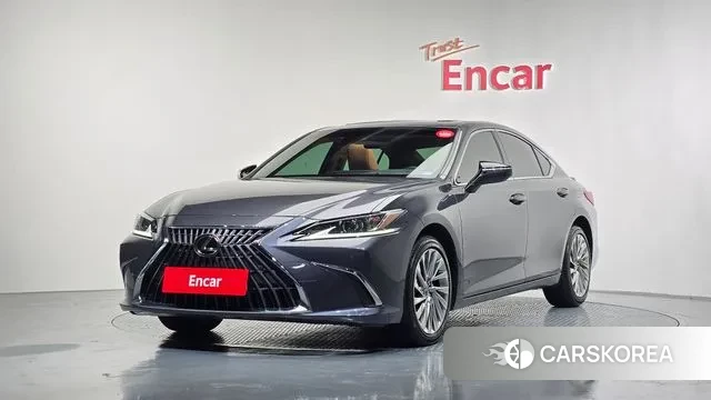 Lexus ES300h 7th generation 2022 Серый из Кореи