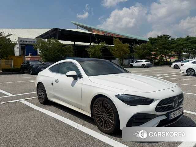 Mercedes-Benz CLE-Class C236 2024 Белый из Кореи
