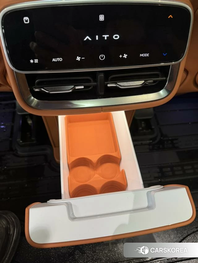 AITO Ask the world M7 2025 Синий из Китая