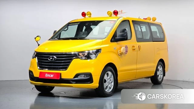 Hyundai The New Grand Starex 2019 Желтый из Кореи