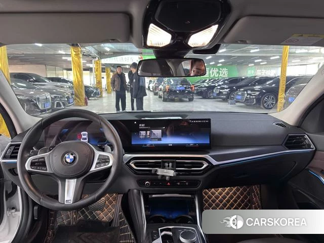 BMW 3 series 2023 Белый из Китая