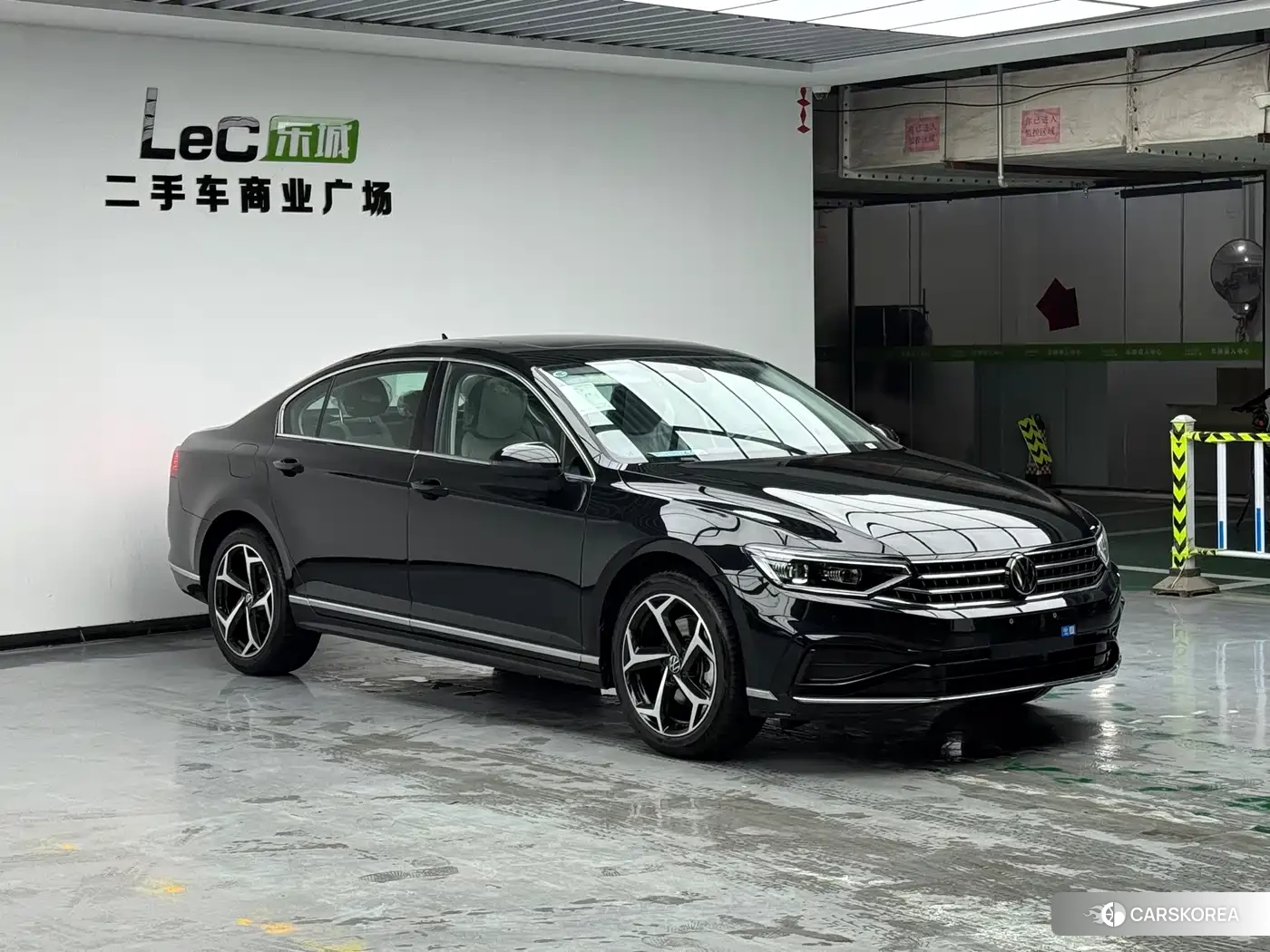 Volkswagen Magotan 2026 Черный из Китая