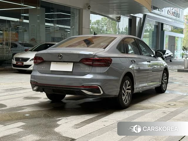 Volkswagen Lavida 2023 Темно-серый из Китая