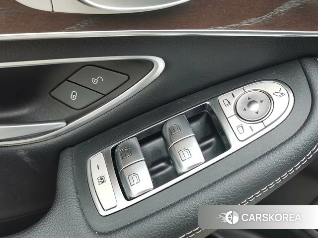 Mercedes-Benz GLC 2023 Черный из Китая
