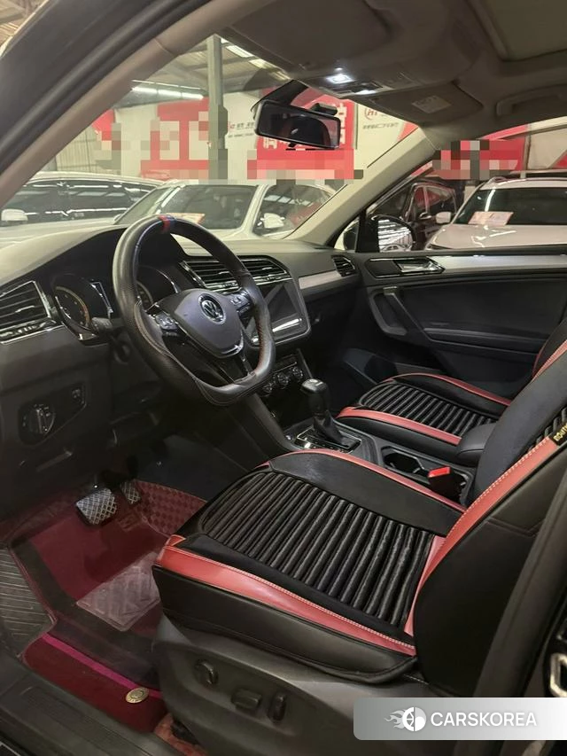 Volkswagen Tiguan L 2021 Черный из Китая