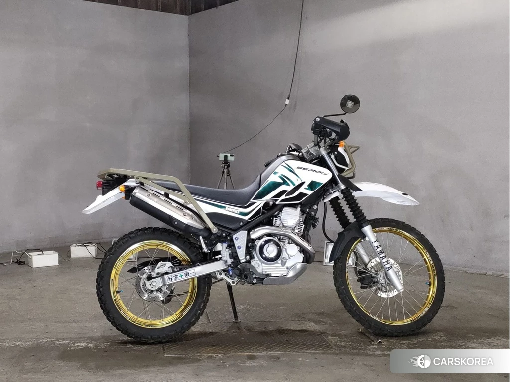 Проданный Yamaha SEROW 250 2014 из Японии