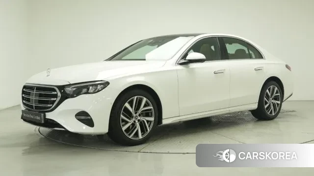 Mercedes-Benz E-Class W214 2024 Белый из Кореи