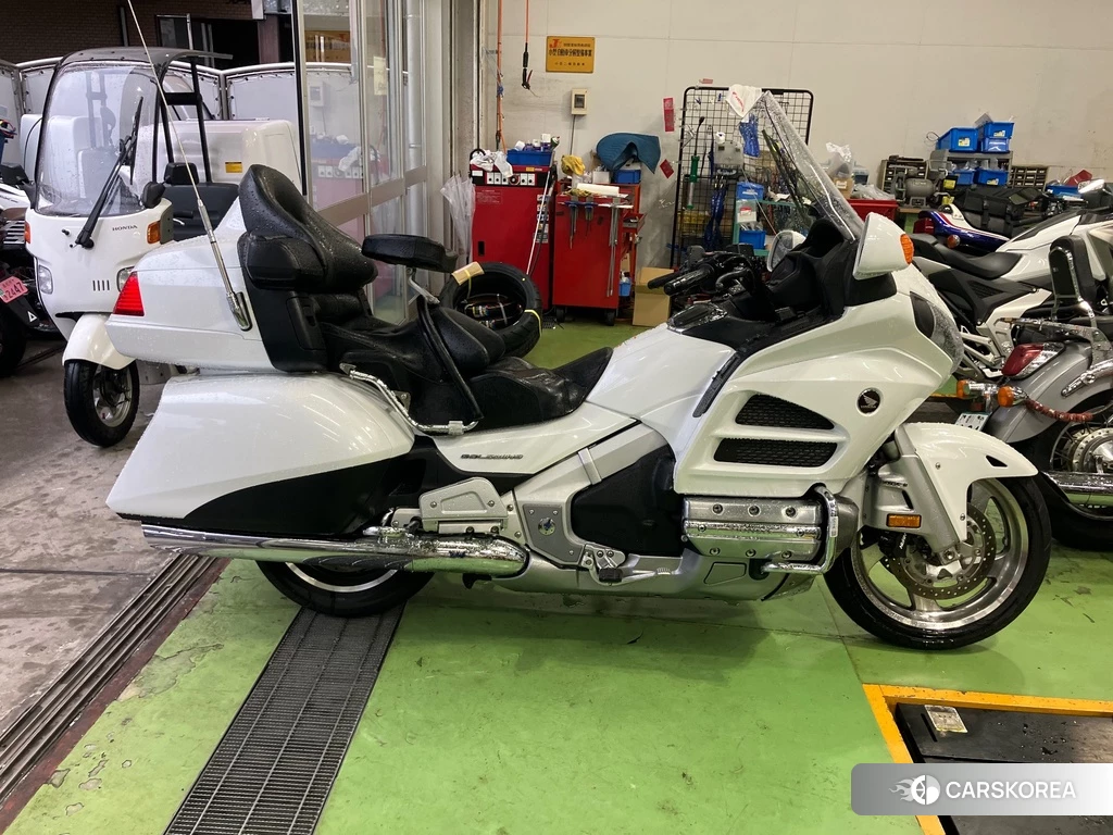 Проданный Honda GL1800 2015 из Японии, фото 2