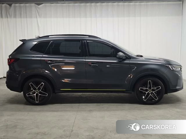 Roewe RX5 2022 Темно-серый из Китая