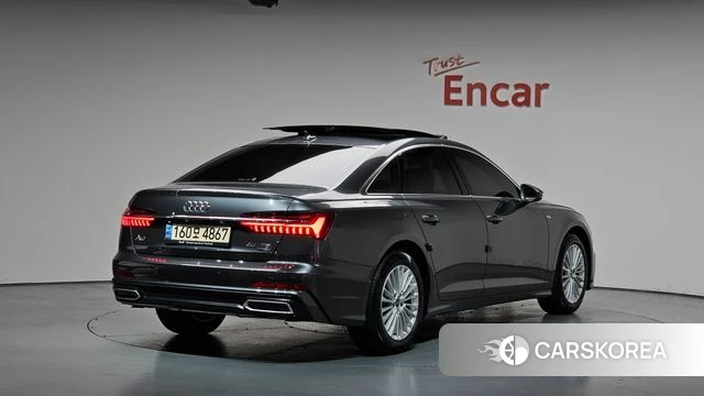 Audi A6 (C8) 2021 Серый из Кореи