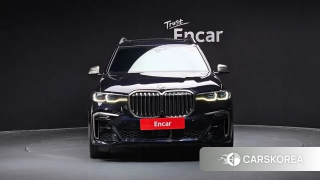 BMW X7 (G07) 2020 Черный из Кореи