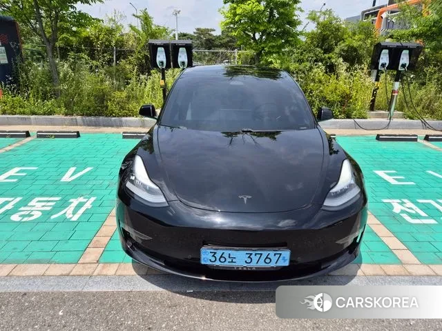 Tesla Model 3 2020 Черный из Кореи