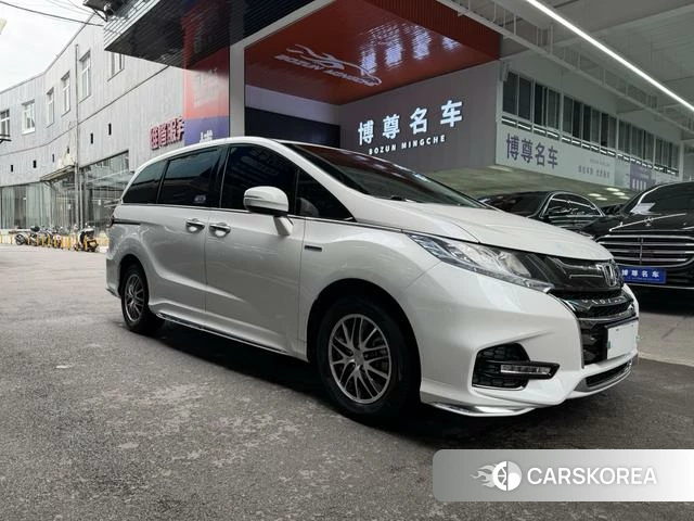 Honda Odyssey 2021 Белый из Китая
