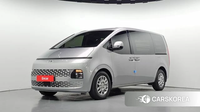 Hyundai Staria 2021 Серебристо-серый из Кореи