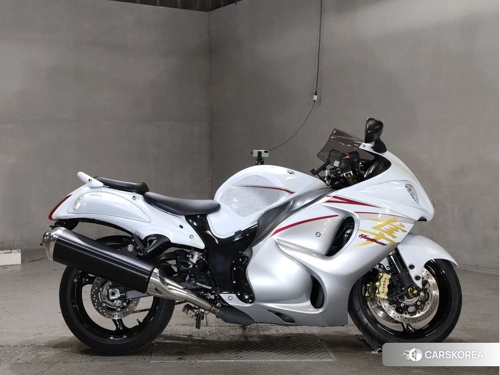 Проданный Suzuki GSX1300R HAYABUSA 2016 из Японии, фото 2