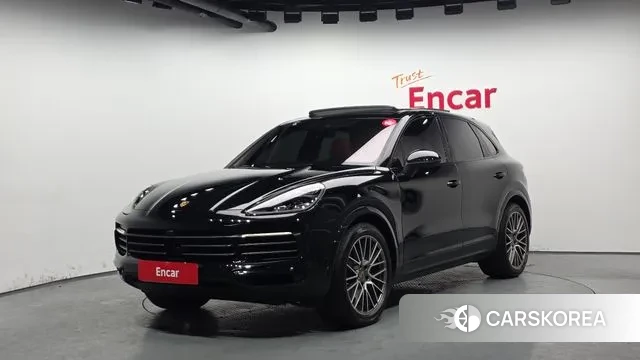 Porsche Cayenne (PO536) 2023 Черный из Кореи